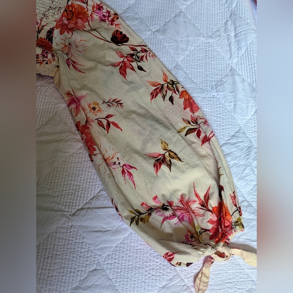 Anthropologie Floral Smocked Blouse with Back Cutouts and Balloon Sleeves Size S - Picture 5 of 7